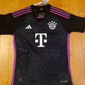 23/24 Bayern Munich Large Away Player Bundasliga 9 Kane